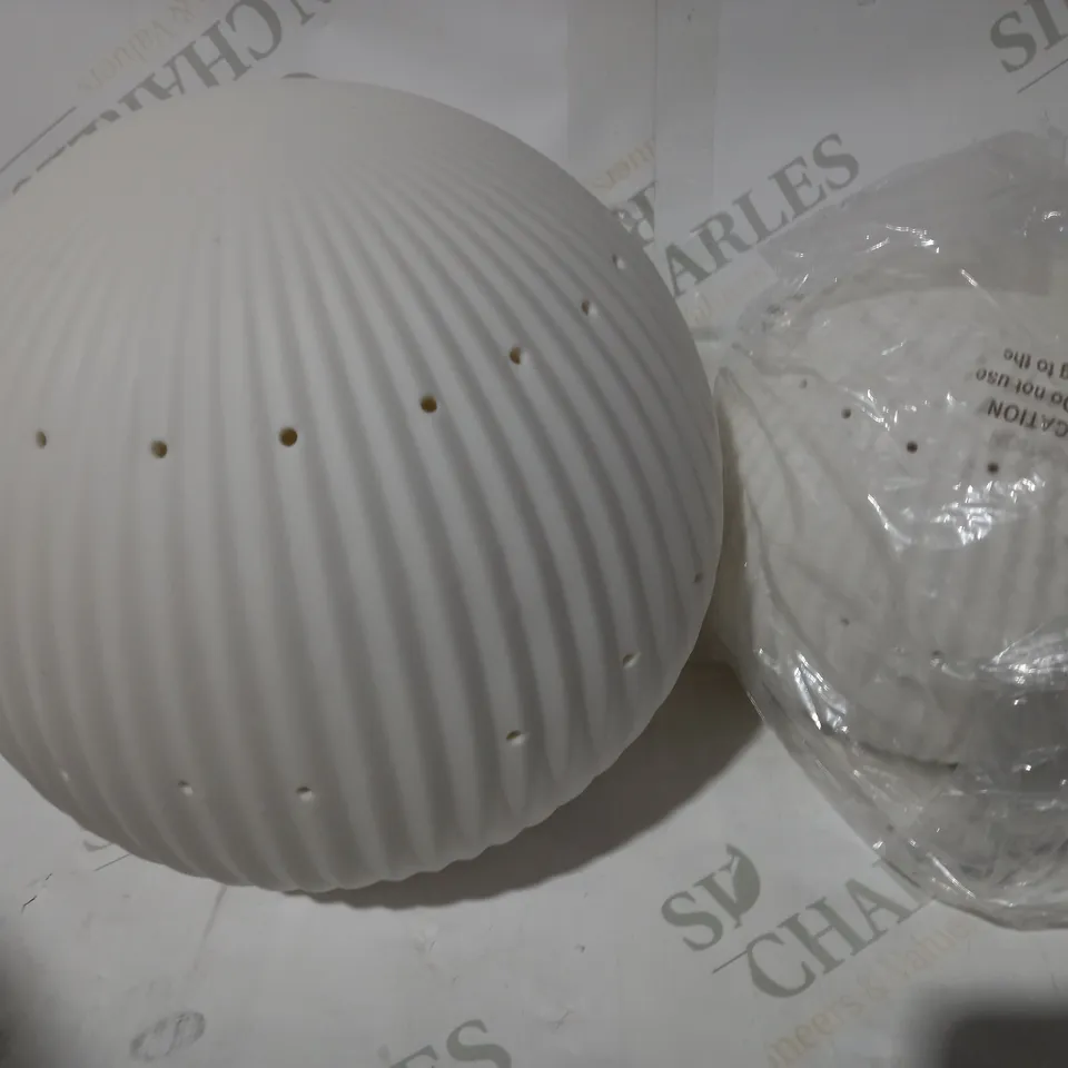 K BY KELLY HOPPEN SET OF CERAMIC LIGHT UP ORNAMENTS 