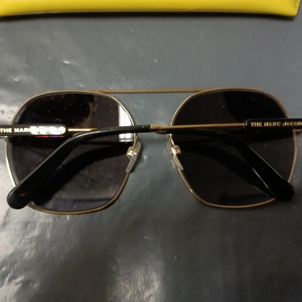 MARC JACOBS SUNGLASSES – GOLD-TONE AVIATOR FRAME