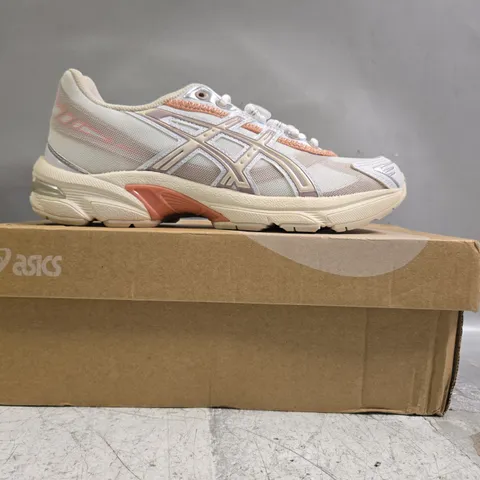 BOXED PAIR OF ASICS TRAINERS IN WHITE/CORAL SIZE UK 4