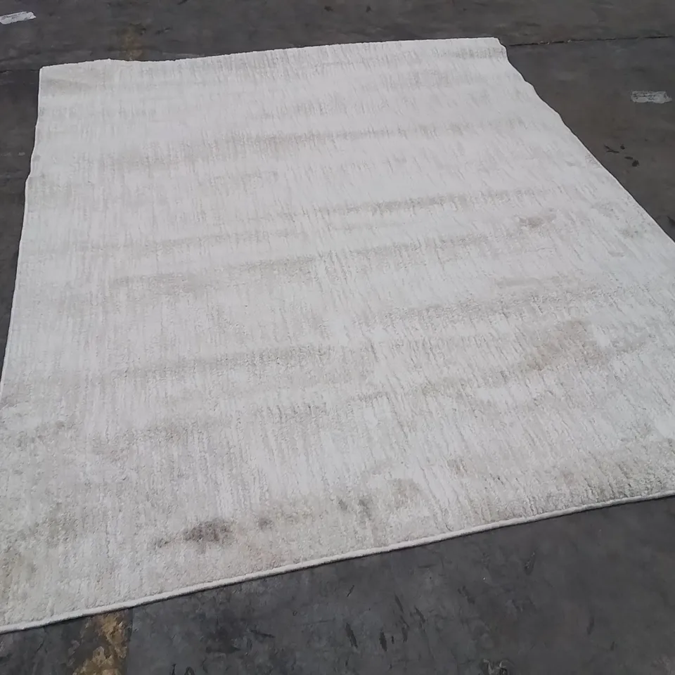 QUALITY DESIGNER AREA RUG - APPROXIMATELY 230X175CM