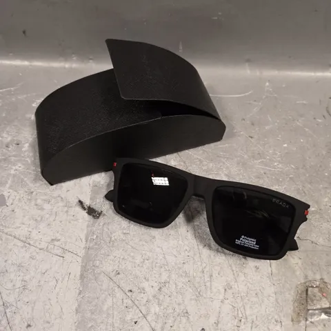 PRADA BLACK FRAME SUNGLASSES