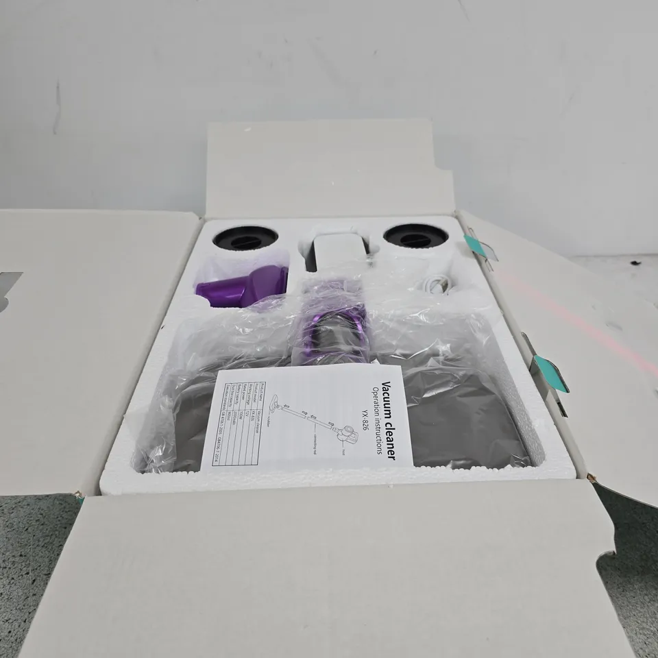 WIRELESS VACUUM CLEANER BOXED