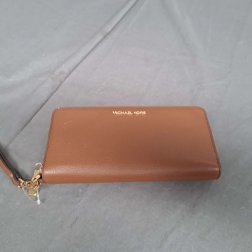 MICHAEL KORS BROWN LEATHER PURSE