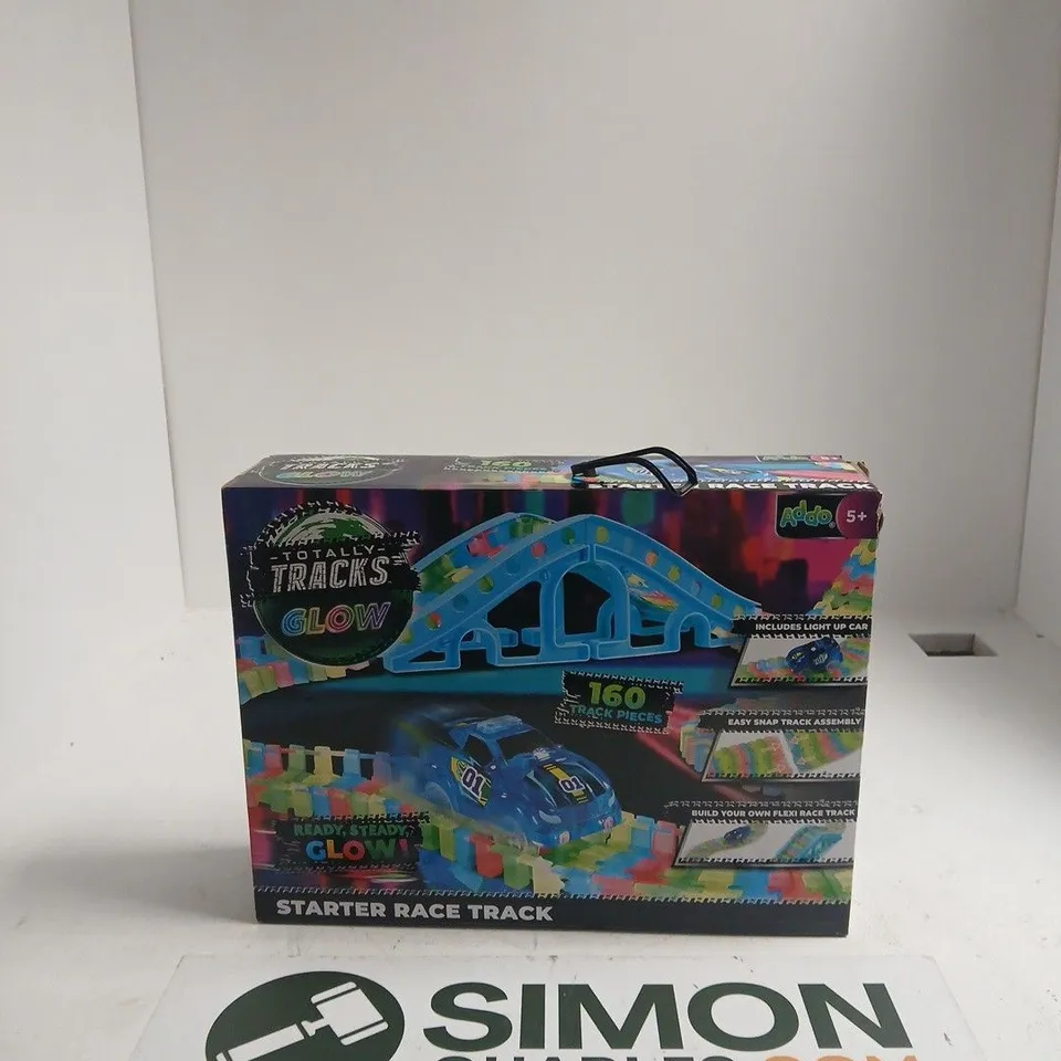 STARTER RACE TRACK GLOW SET – 160 PIECES WITH LIGHT-UP CAR (BOXED)