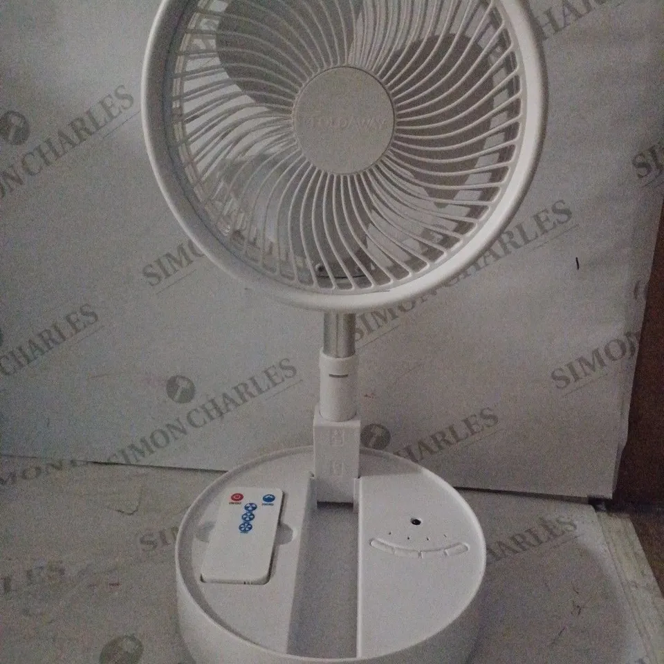 BELL & HOWELL OSCILLATING FOLDING RECHARGEABLE FAN, WHITE