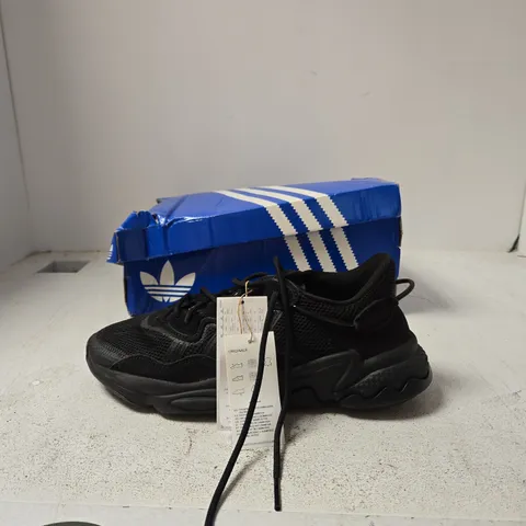 ADIDAS OZWEEGO SNEAKERS – BLACK, UK 8 (US 8.5)