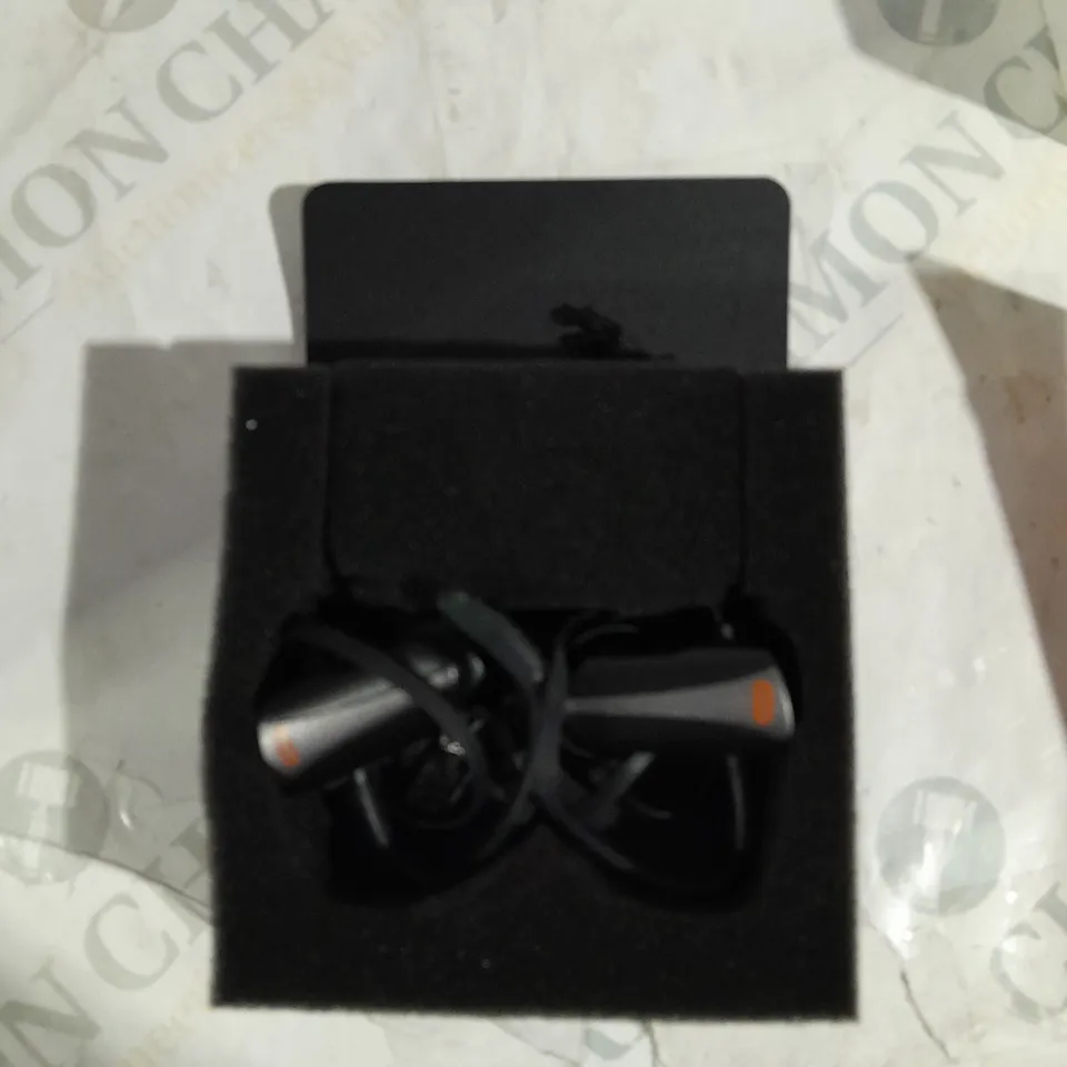 TROTRONICS WIRELESS STEREO EAR PHONES 