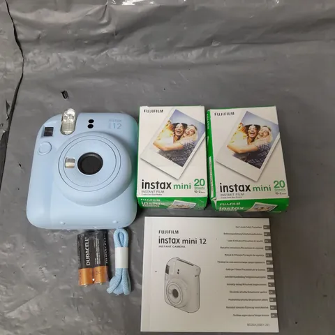 FUJIFILM MINI 12 INSTANT CAMERA WITH 40 SHOT FILM PACK