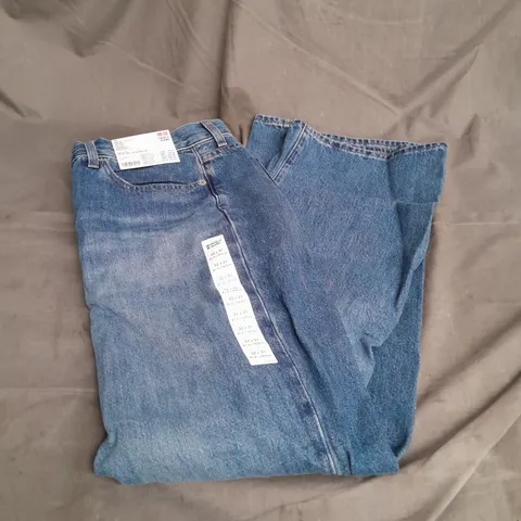 UNIQLO WIDE STRAIGHT JEANS IN BLUE SIZE W32 L31