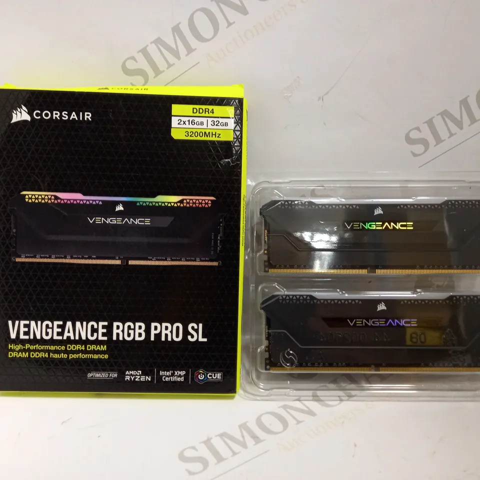 CORSAIR VENGEANCE RGB PRO SL HIGH PERFORMANCE DRAM