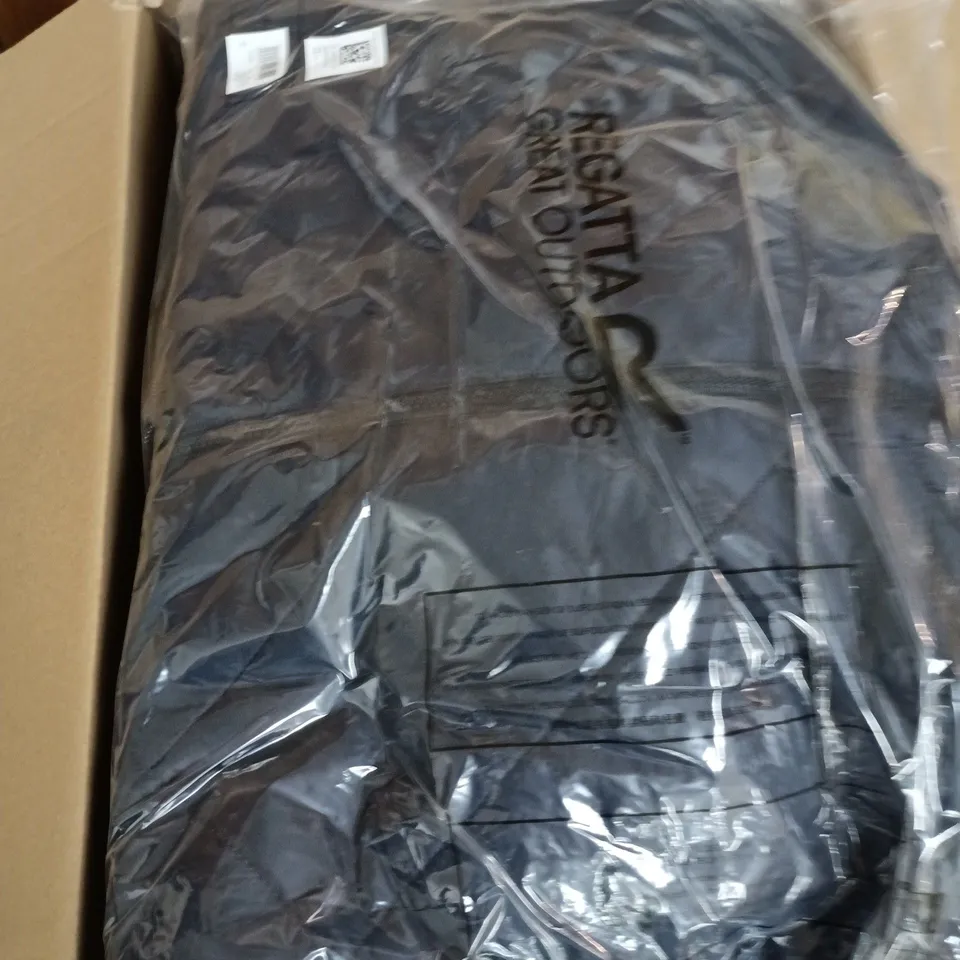 BOX OF APPROXIMATELY 12 BRAND NEW ASSORTED REGATTA CLOTHING ITEMS INCLUDING PENTRE STITCH TROUSERS AND IVEY COAT 