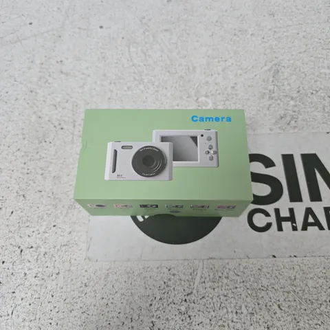 DIGITAL CAMERA β GREEN PACKAGING BOX