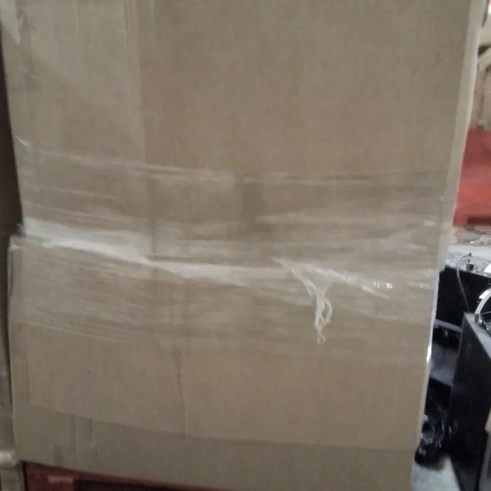 PALLET CONTAINING A LARGE QUANTITY OF LASER TONER CARTRIDGES 