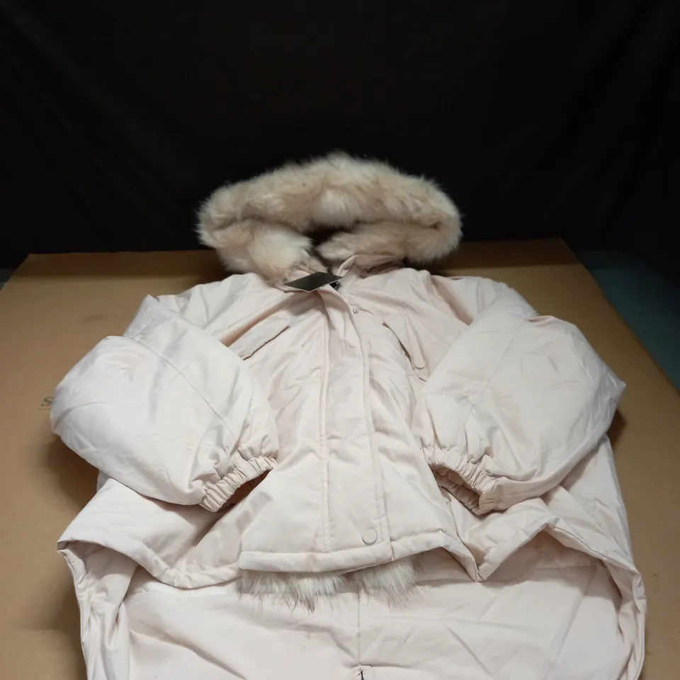 WOMENS BEIGE COAT WITH FAUX FUR HOOD SIZE SMALL