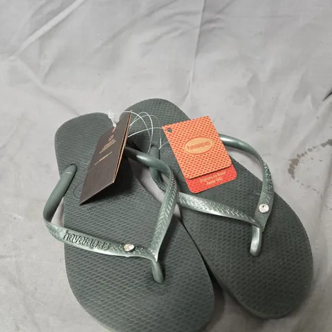 HAVAIANAS FLIP-FLOPS – GREEN SIZE 5 