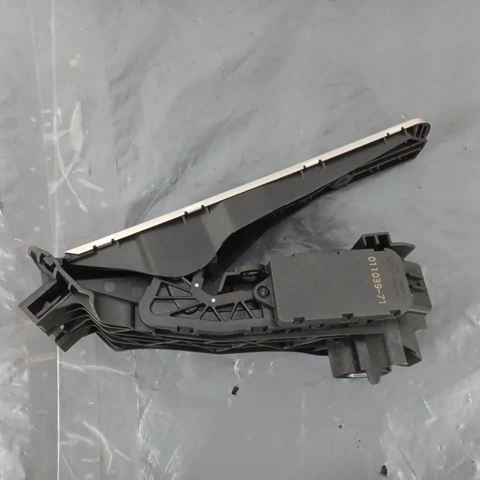 HELLA-ACCELERATOR PEDAL PAD-ALUMINIUM