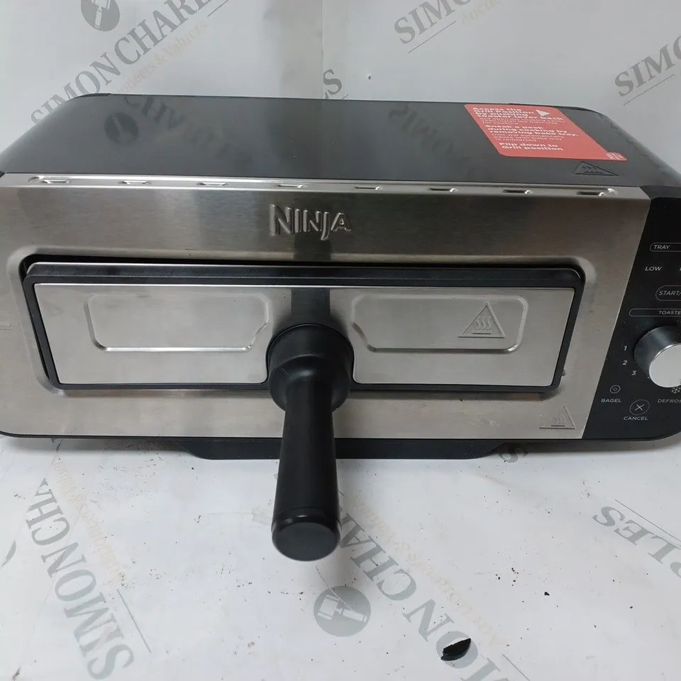 NINJA 2 IN 1 TOASTER & GRILL ST100UK