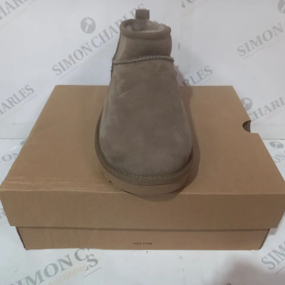 BOXED PAIR OF UGG CLASSIC ULTRA MINI SHOES IN TAUPE UK SIZE 5