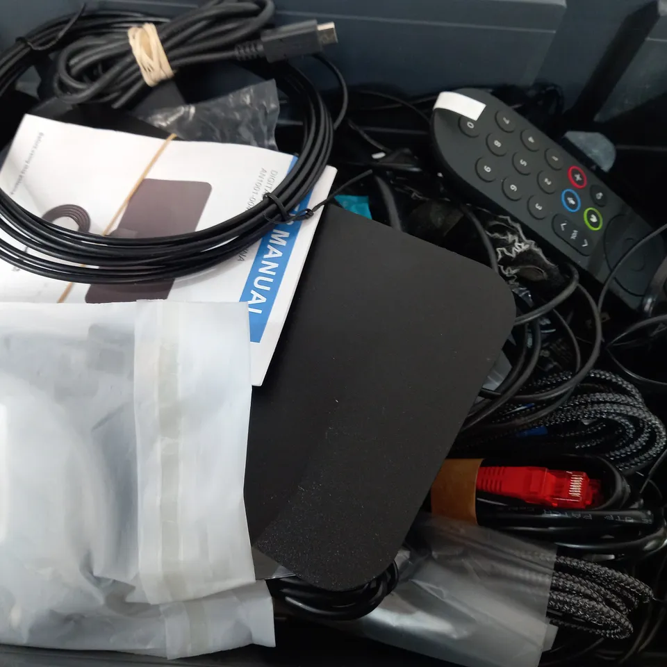 BOX OF APPROXIMATELY 9ASSORTED ITEMS TO INCLUDE - LOGITECH WIRELESS MOUSE - SKY REMOTE - VIDEO BALUN HDMI ECT