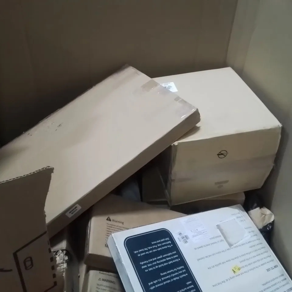 PALLET OF ASSORTED HOUSEHOLD GOODS AND PRODUCTS TO INCLUDE;SHOWER SYSTEM,LAPTOP DESK FOR BED,GARDNER PET CAT TREE
