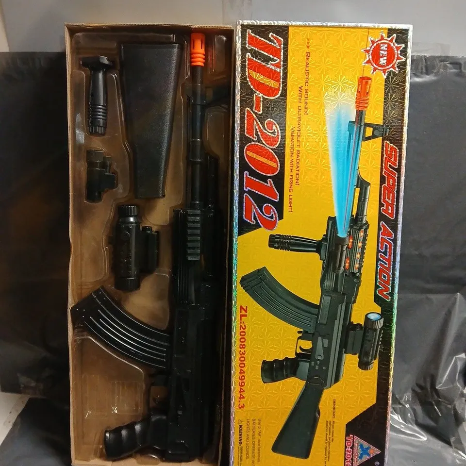 ASSAULT RIFLE-STYLE TOY GUN WITH ACCESSORIES – BOXED