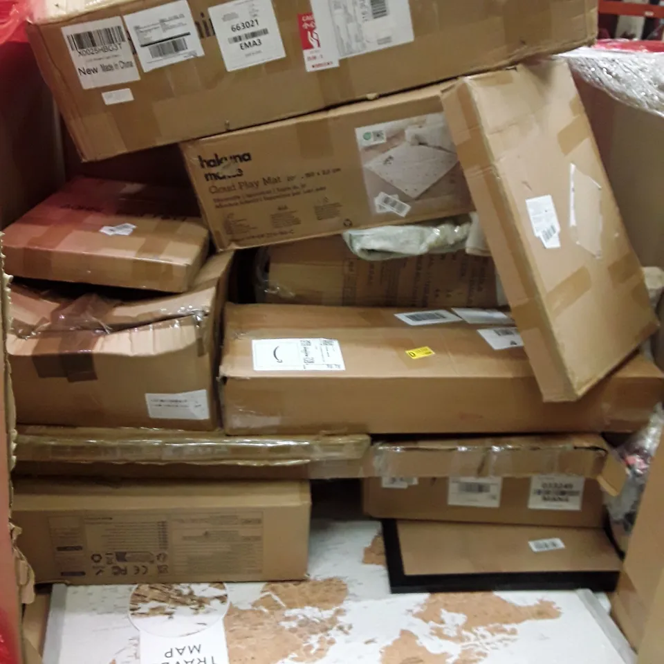 PALLET OF ASSORTED HOUSEHOLD GOODS AND PRODUCTS TO INCLUDE; ICE BATH TUB, PLAY MAT, BOXED FURNITURE ECT
