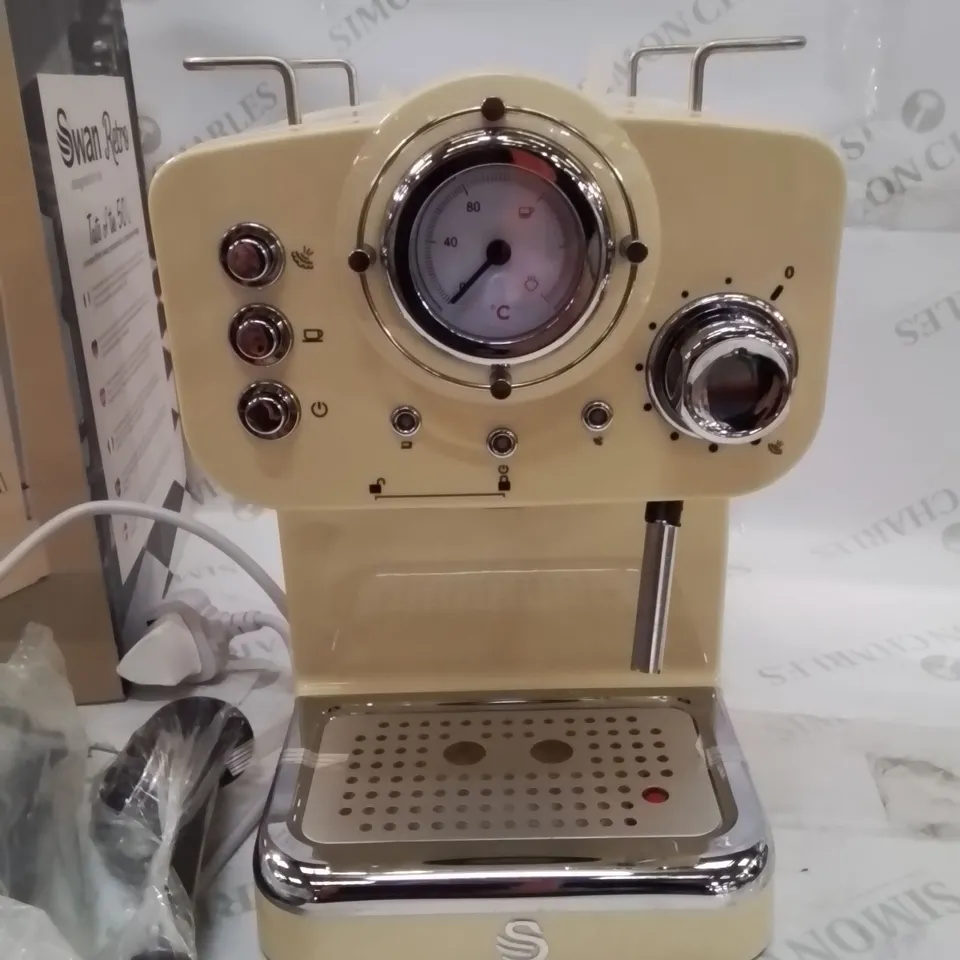 BOXED SWAN RETRO COLLECTION CREAM ESPRESSO COFFEE MACHINE 