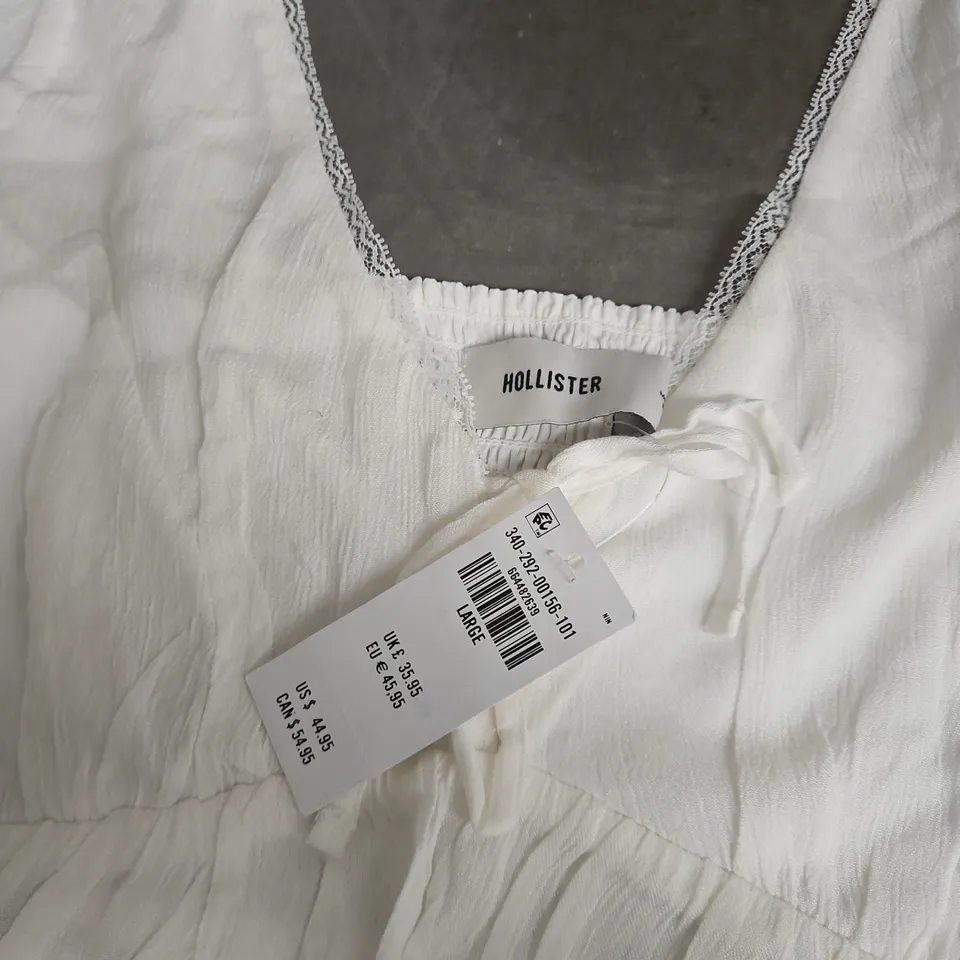 HOLLISTER LACE TRIM BLOUSE – WHITE, SIZE L