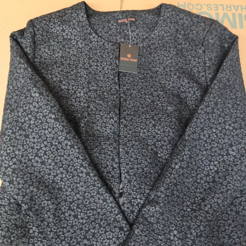ANNA ROSE JACQUARD JACKET IN BLACK SIZE 20