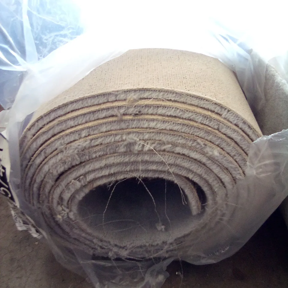 ROLL OF QUALITY NEW EC HEARTLAND STONKLYN CARPET 6.45*5M