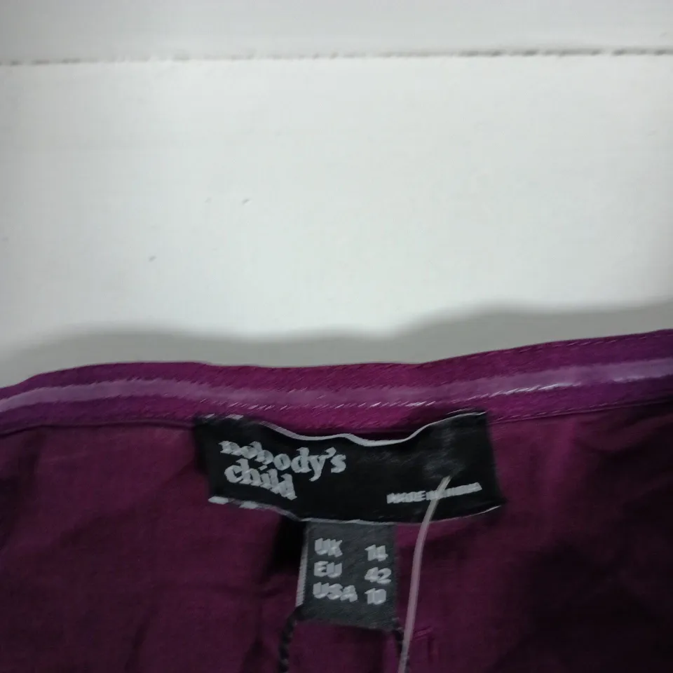 NOBODYS CHILD PURPLE WOMEN'S FORMAL GOWN – WEDDING & FORMAL OCCASION 