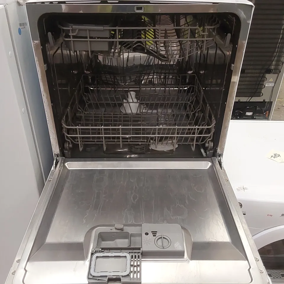 COMFEE KWH-TD802 TABLE TOP COMPACT DISHWASHER - WHITE