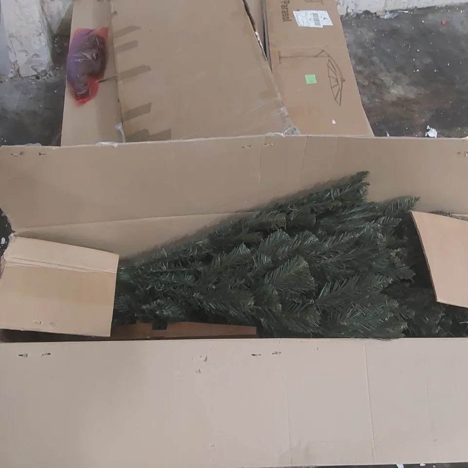 PALLET CONTAINING ASSORTED DESIGNER FURNITURE PARTS, ARTIFICIAL CHRISTMAS TREE, LED PARASOL ECT