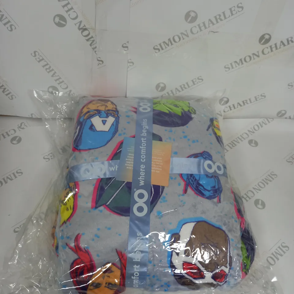 OODIE OVERSIZED WEARABLE BLANKET - THE AVENGERS