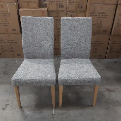 PAIR OF DESIGNER FABRIC WEAVE UPHOLSTERED DINING CHAIRS