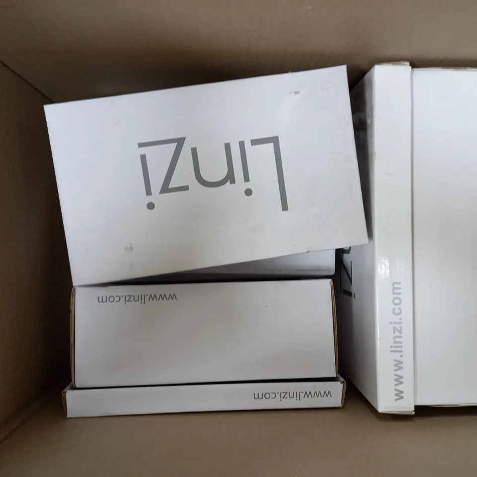 APPROXIMATELY 6 BOXED LINZI SANDALS TO INCLUDE SIZES 2, 4, 6 