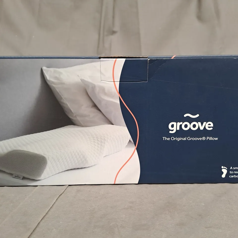 THE ORIGINAL GROOVE PILLOW