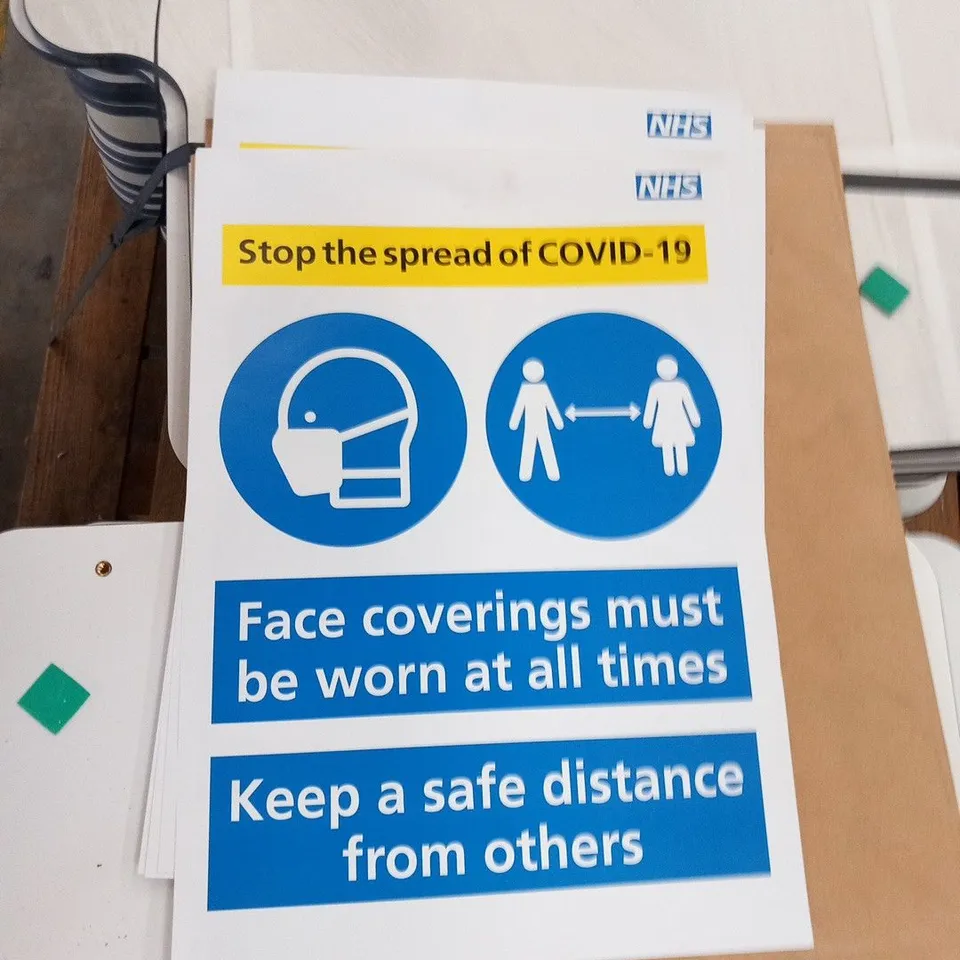 LARGE QUANTITY OF DO NOT BEND ENVELOPES AND SAFETY POSTERS