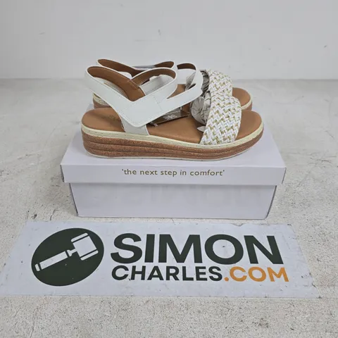 BOXED PAIR OF DR KELLER SUKI SANDALS IN WHITE - SIZE 6