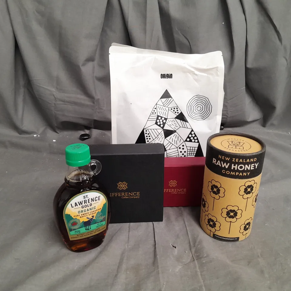 15 ASSORTED FOOD ITEMS TO INCLUDE NEW ZEALAND RAW HONEY, DIFFERENCE COFFEE PODS, ORIGIN JADE COFFEE AND ST LAWRENCE GOLD MAPLE SYRUP - COLLECTION ONLY