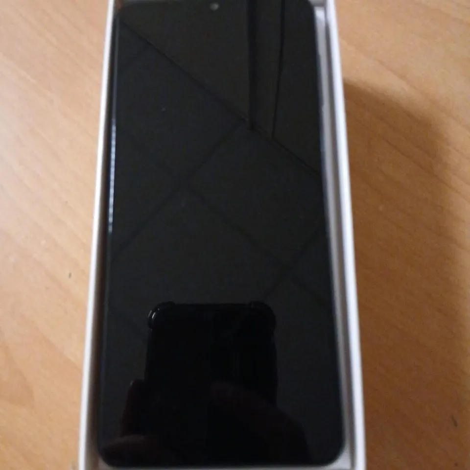 SAMSUNG GALAXY A32 5G – BLACK SMARTPHONE (BOXED)