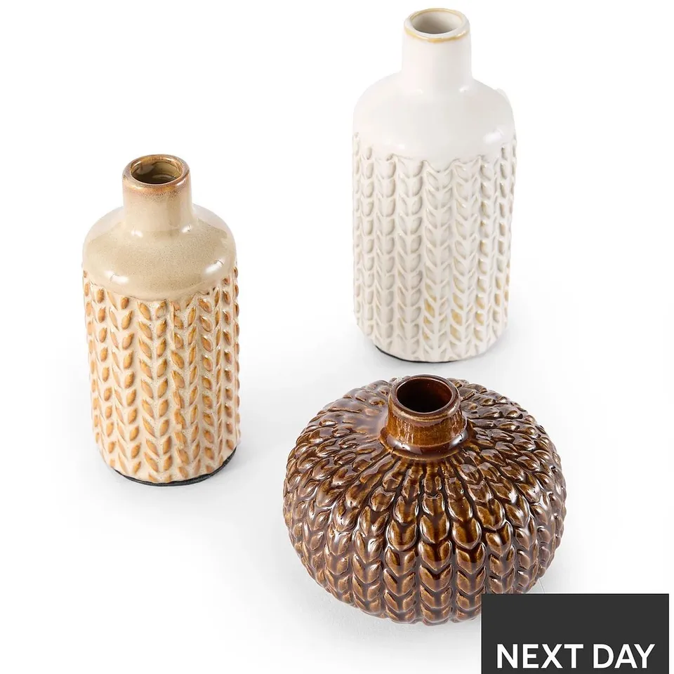 SET OF 3 'KNIT' BUD VASES