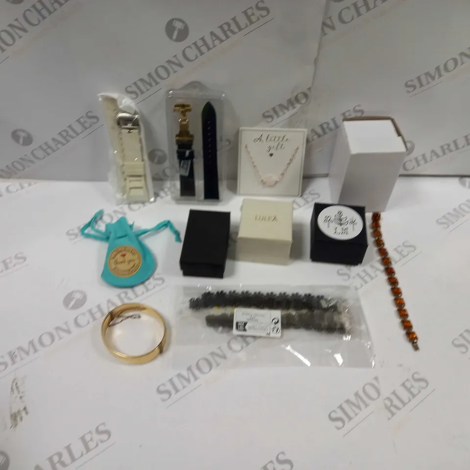 BOX TO CONTAIN APPROX. 25 ASSORTED ITEMS OF JEWELLERY. INCLUDES BRACELETS, NECKLACES, WATCH STRAPS ETC 