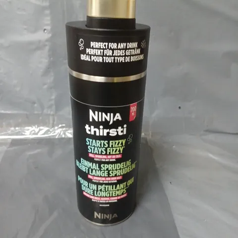 NINJA THIRSTI DRINKING BOTTLE - BLACK - 700ML