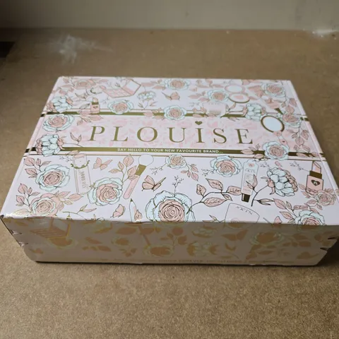 BOXED AND SEALED PLOUISE MEDIUM BLIND BOX