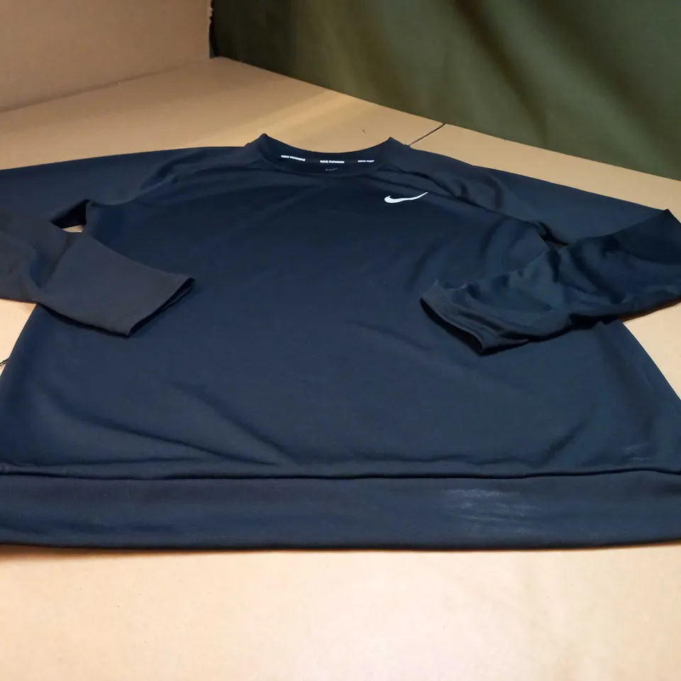 NIKE RUNNING BLACK/LOGO TOP - MEDIUM