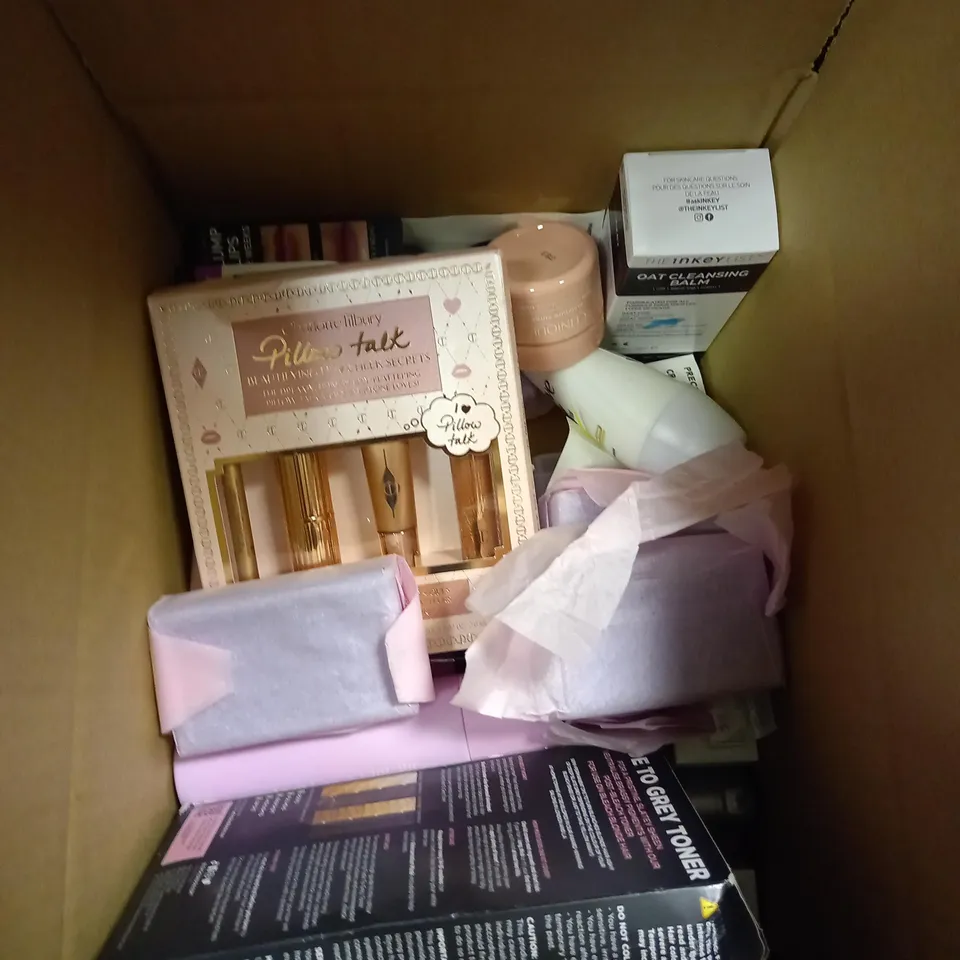 BOX OF APPROXIMATELY 20 ASSORTED COSMETIC ITEMS TO INCLUDE GIVING ME FACE TONER, NIVEA MEN SPORT, BLWACH LONDON GREY TONER ETC