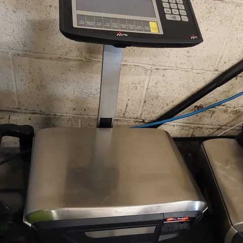 AVERY BERKEL XM400 WIFI/ETHERNET SCALES