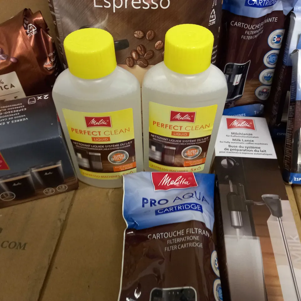 BOX OF ASSORTED COFFEE AND COFFEE MACHINE CLEANING PRODUCTS