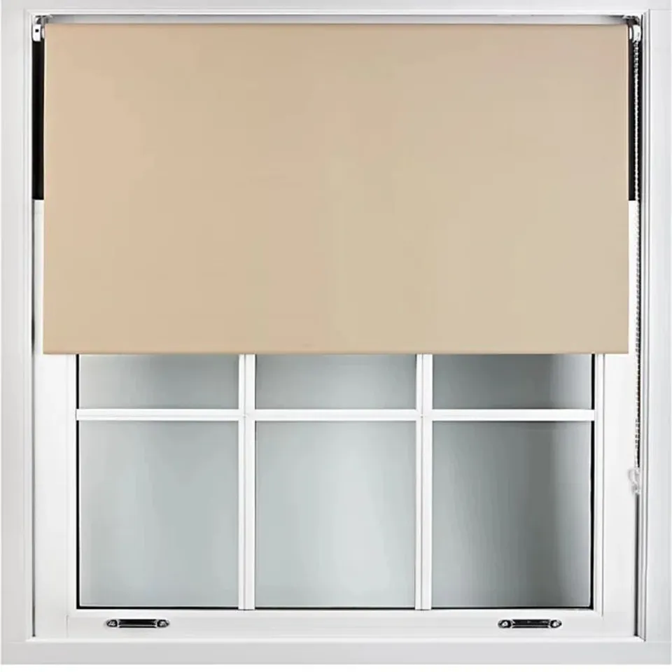 BOXED TRIMMABLE FABRIC OUTDOOR BLACKOUT ROLLER BLIND, COLOUR CAPPUCCINO // SIZE: 120 X 210CM